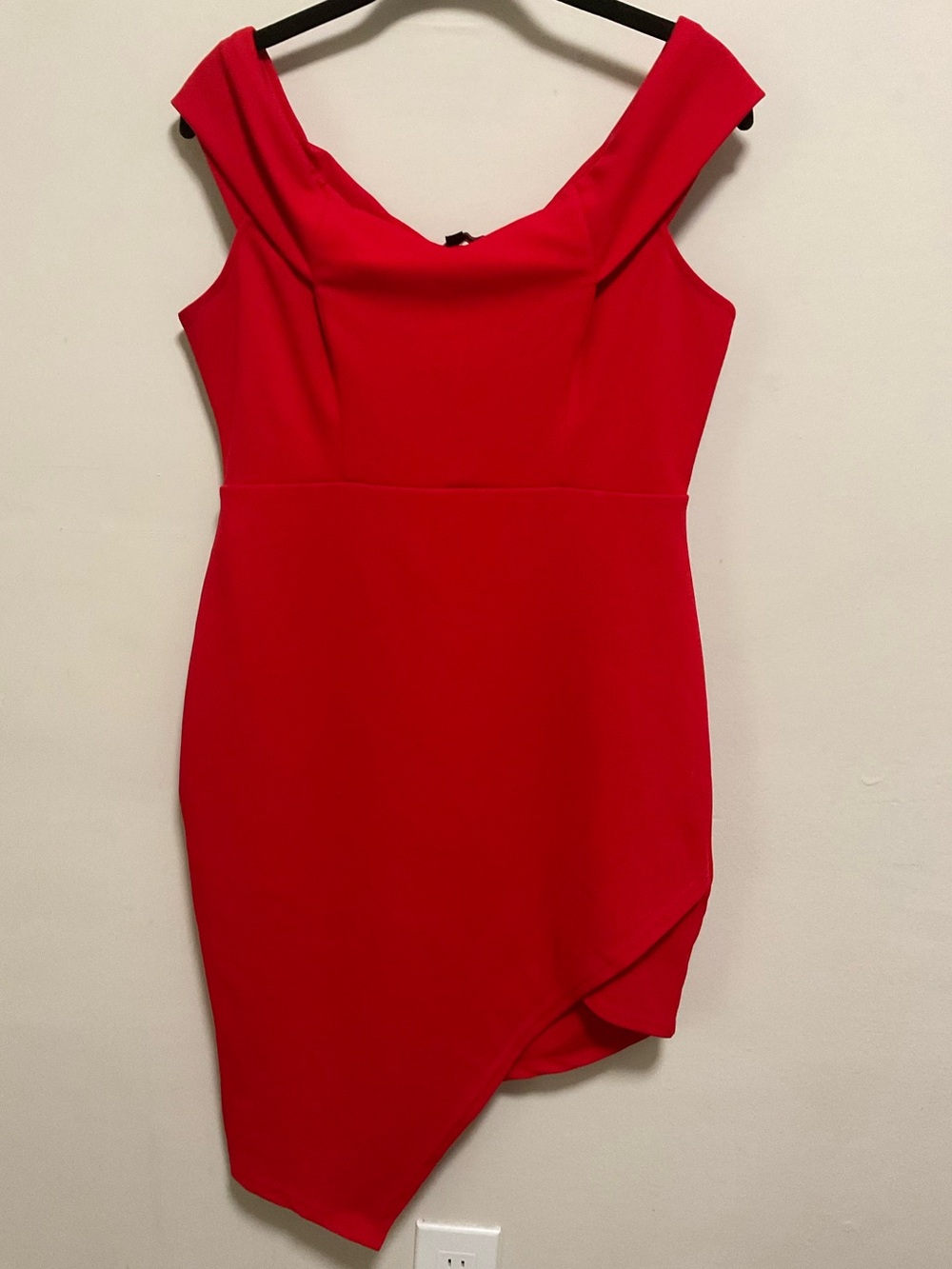 Asymmetrical Hem Sleeveless Red women’s size XL